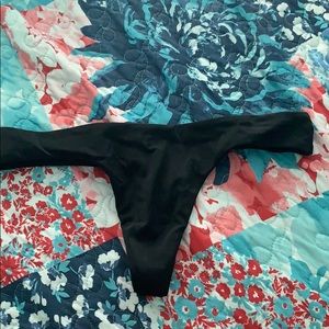 Victoria’s Secret swimsuit bottoms size M
